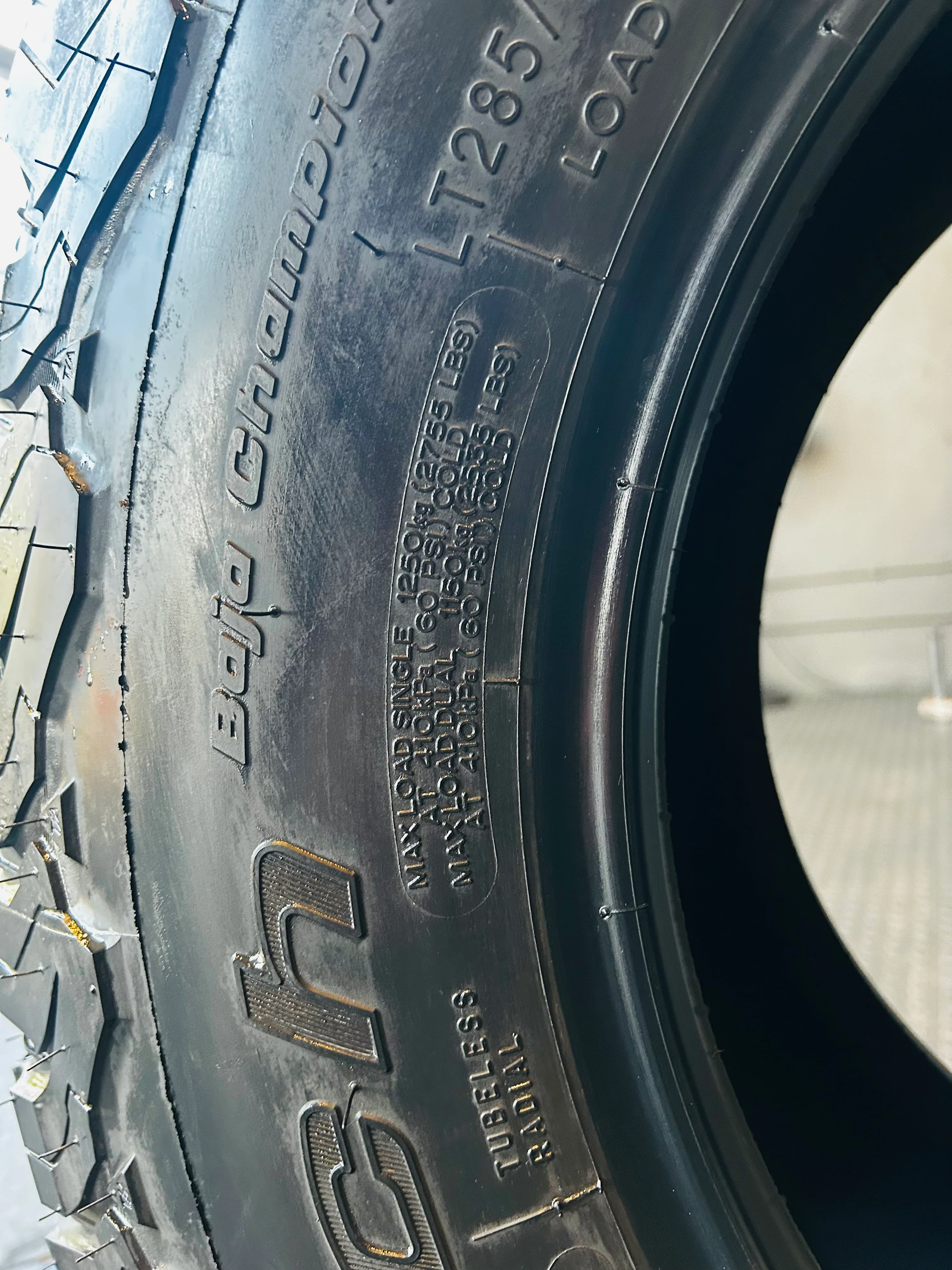 285/70/17  BF GOODRICH KO2 AT TYRES ( RAPTOR OEM TYRE) delivery mileage under 50km SOLD IN A SET OF 4 - Image 11